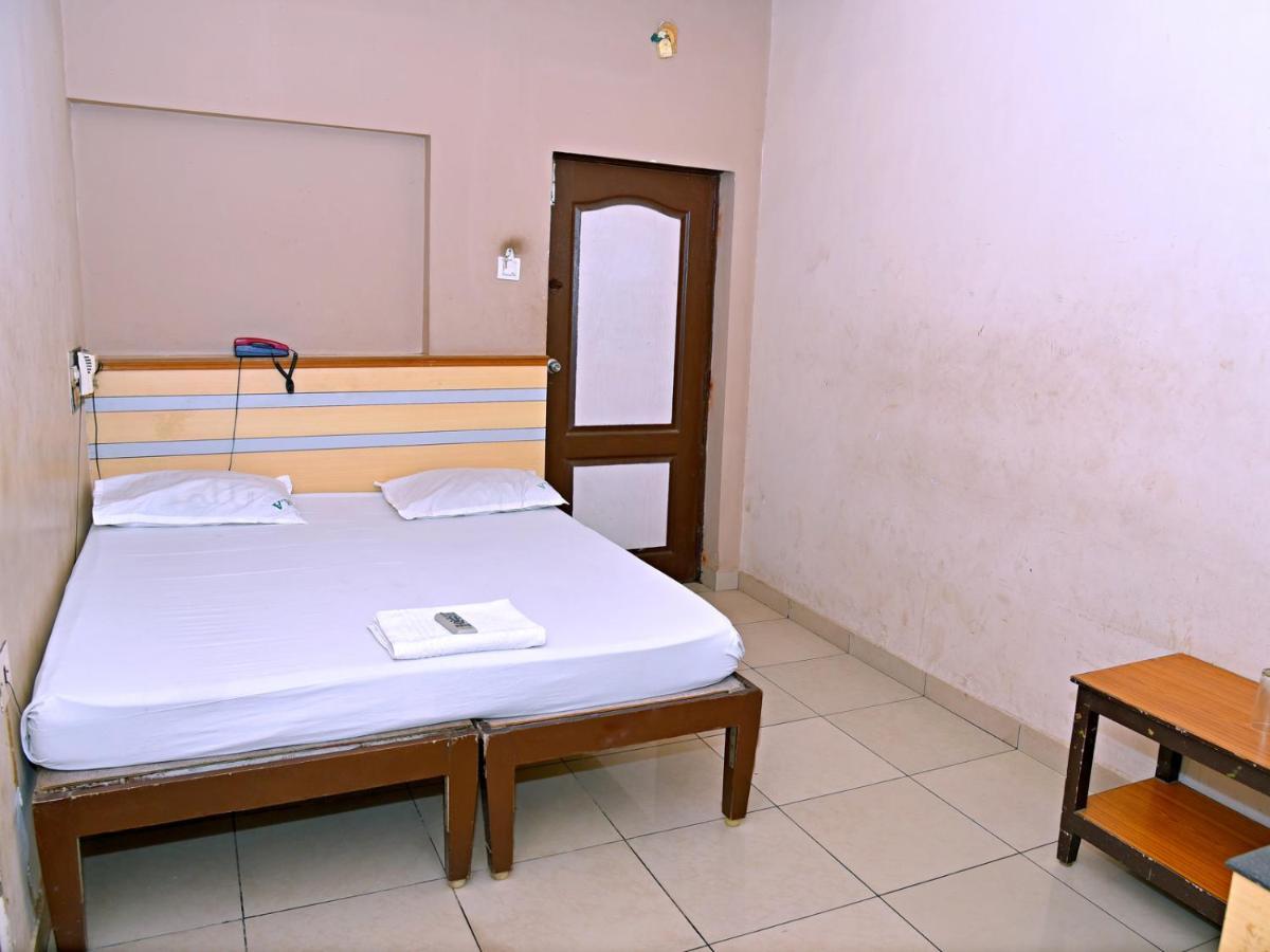 Hotel Aditya Pondicherry Dış mekan fotoğraf
