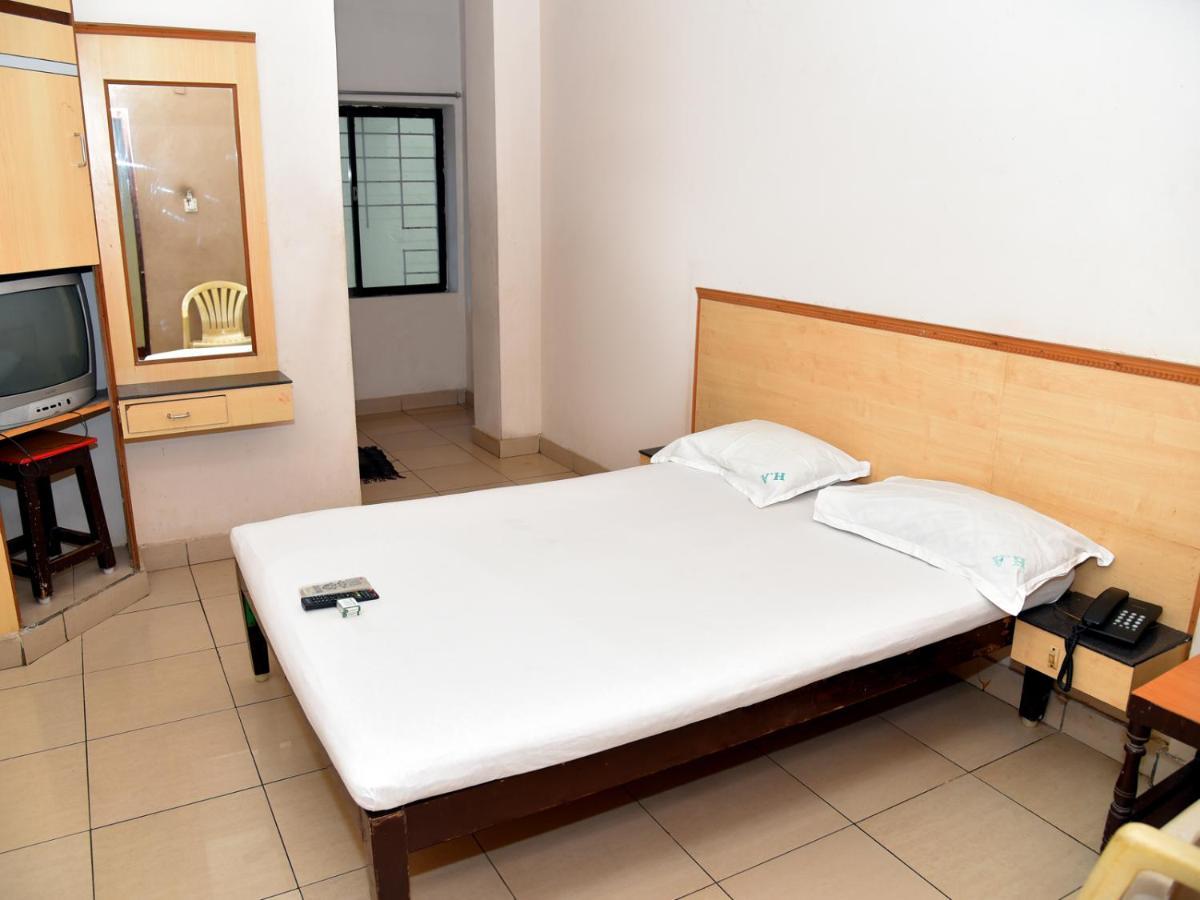 Hotel Aditya Pondicherry Dış mekan fotoğraf