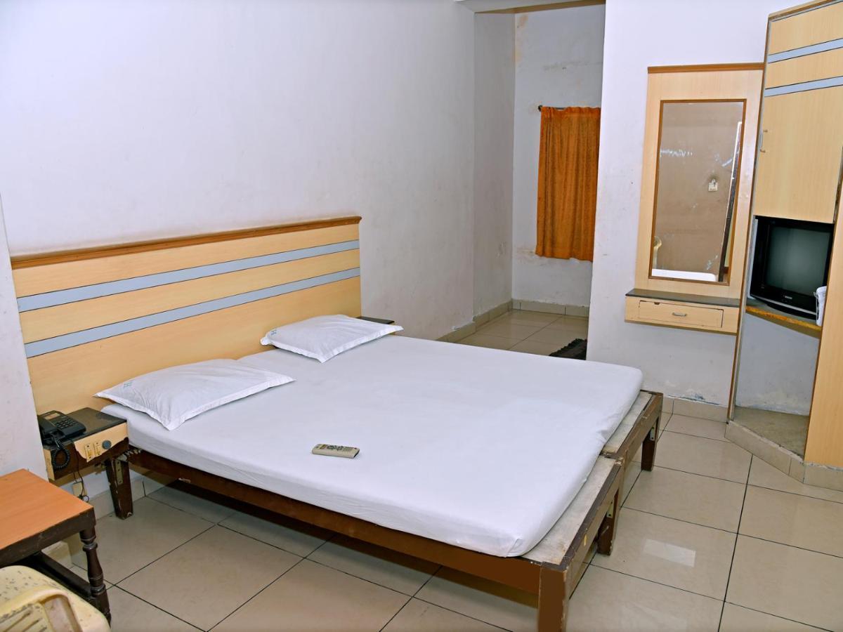 Hotel Aditya Pondicherry Dış mekan fotoğraf
